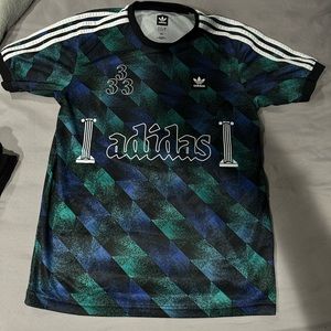 Adidas shirt worn 1 time